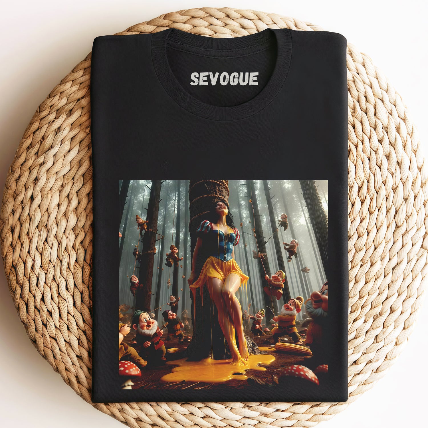 Snow White B1 Unisex Tee, Sweatshirt & Hoodi