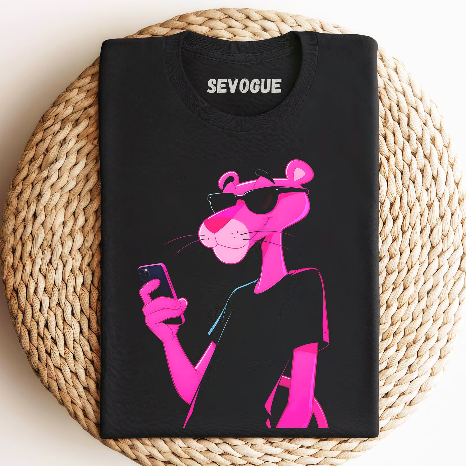 The Pink Panther Looking At His Phone Unisex Tee, Sweatshirt & Hoodi