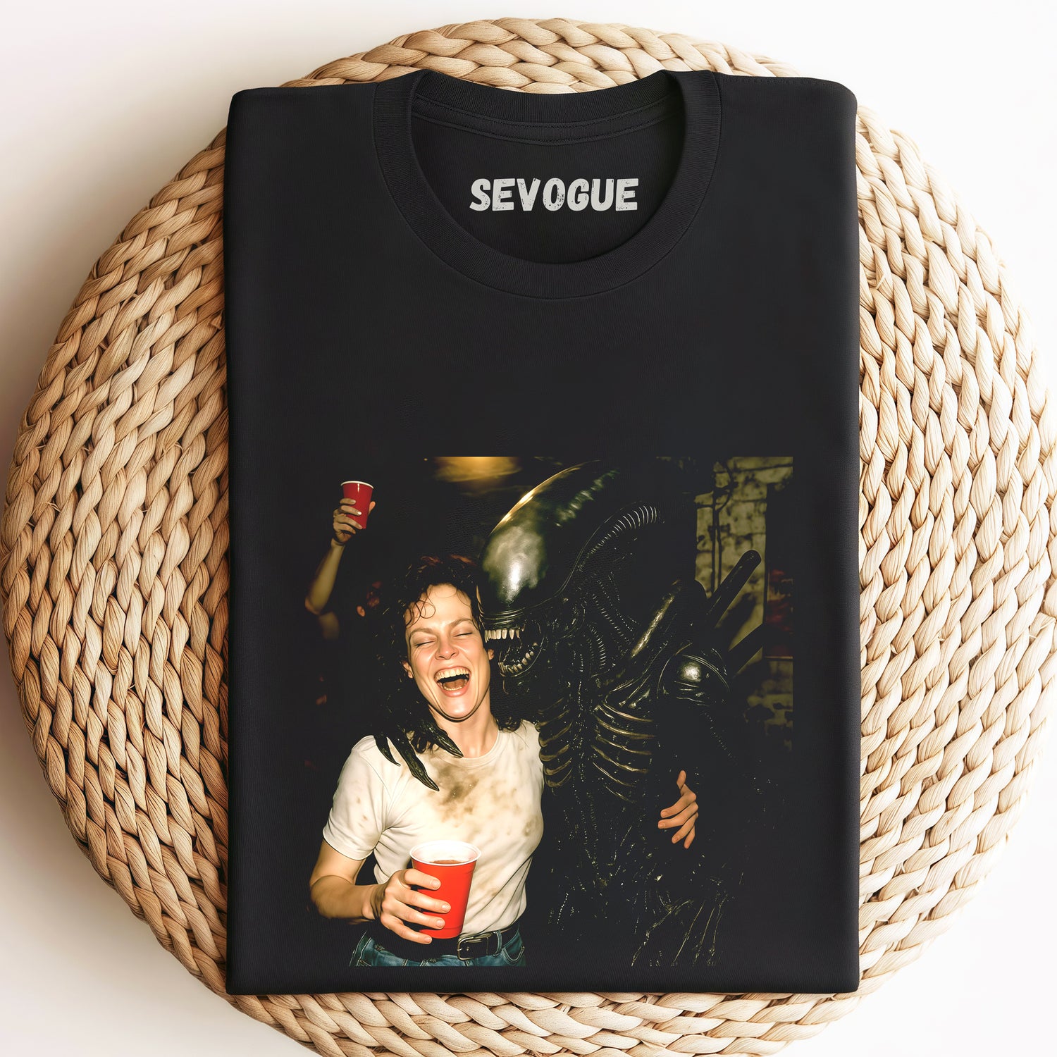The Queen Of The Opposite Sex Unisex Tee, Sweatshirt & Hoodi