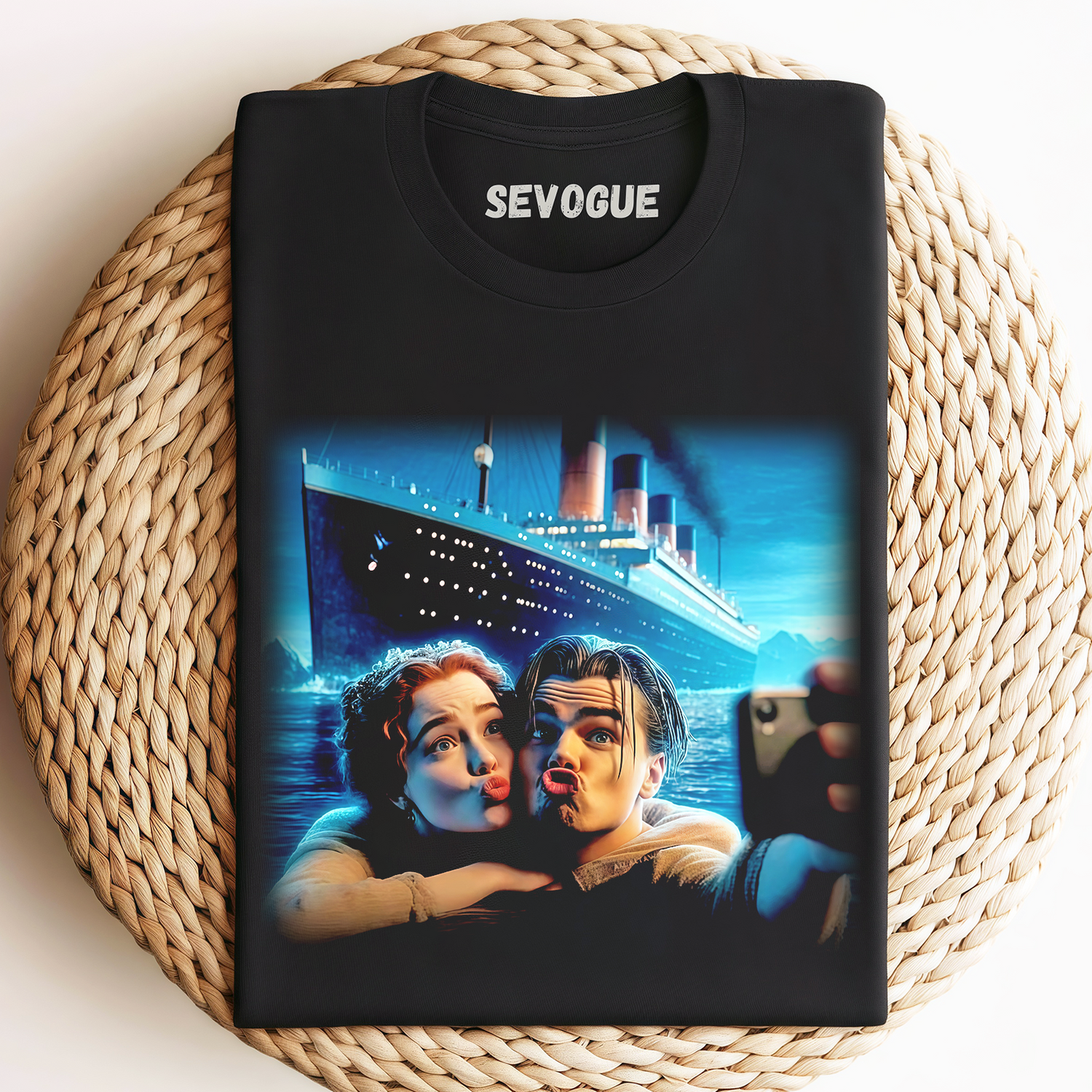 Titanic Unisex Tee, Sweatshirt & Hoodie