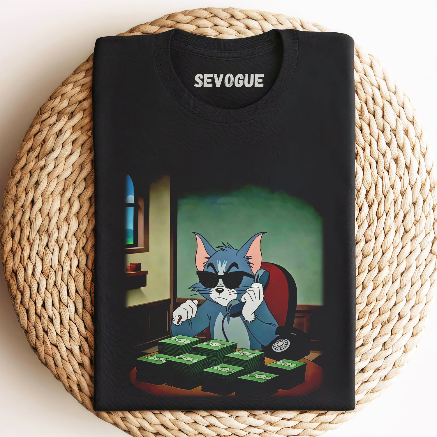 Tom Unisex Tee, Sweatshirt & Hoodi