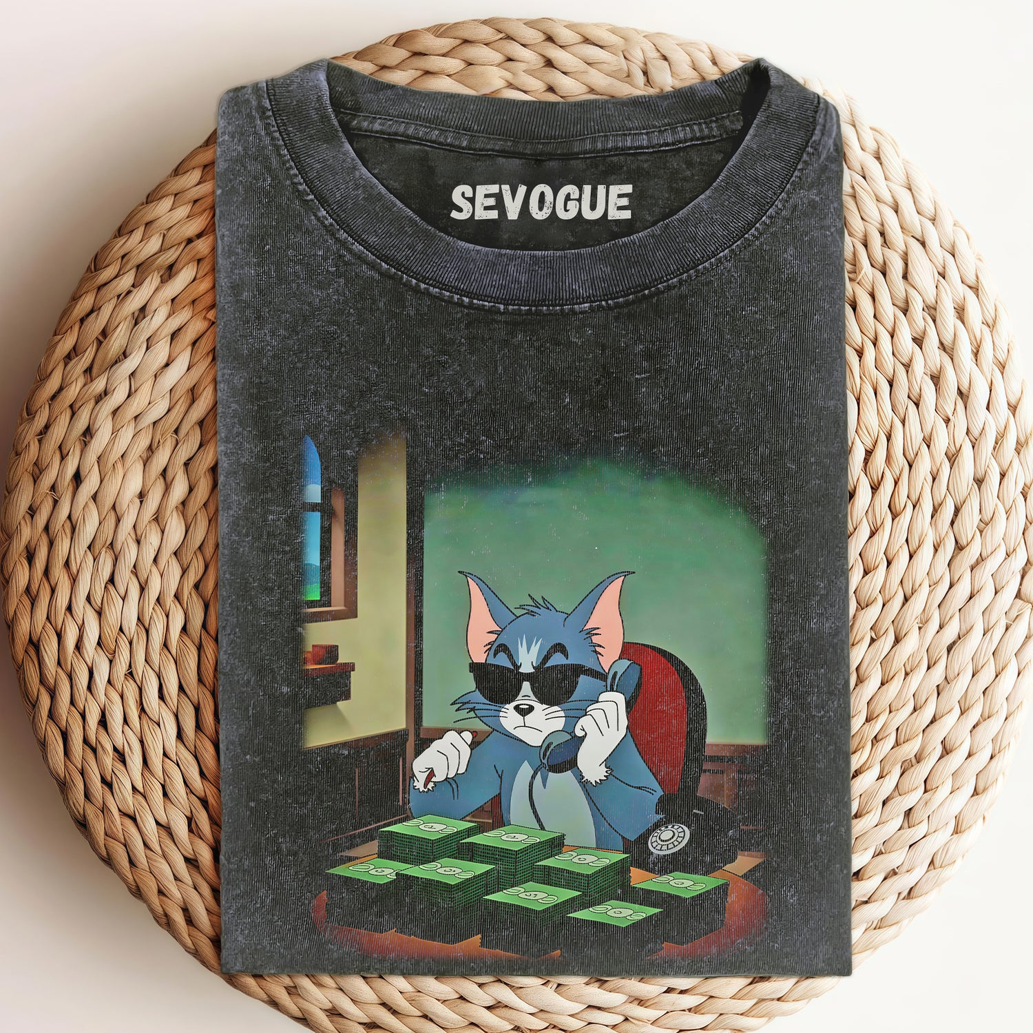 Tom Unisex Tee, Sweatshirt & Hoodi