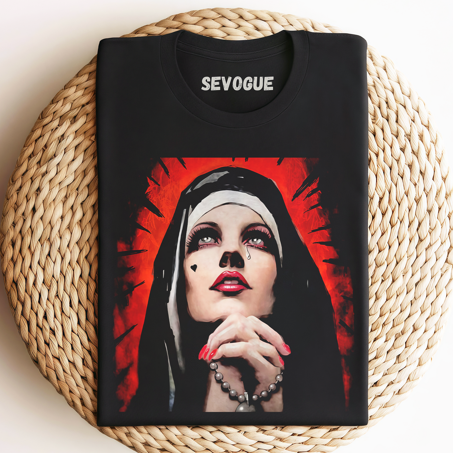 Verlassene Betende Nonne Classic Unisex Tee, Sweatshirt & Hoodie