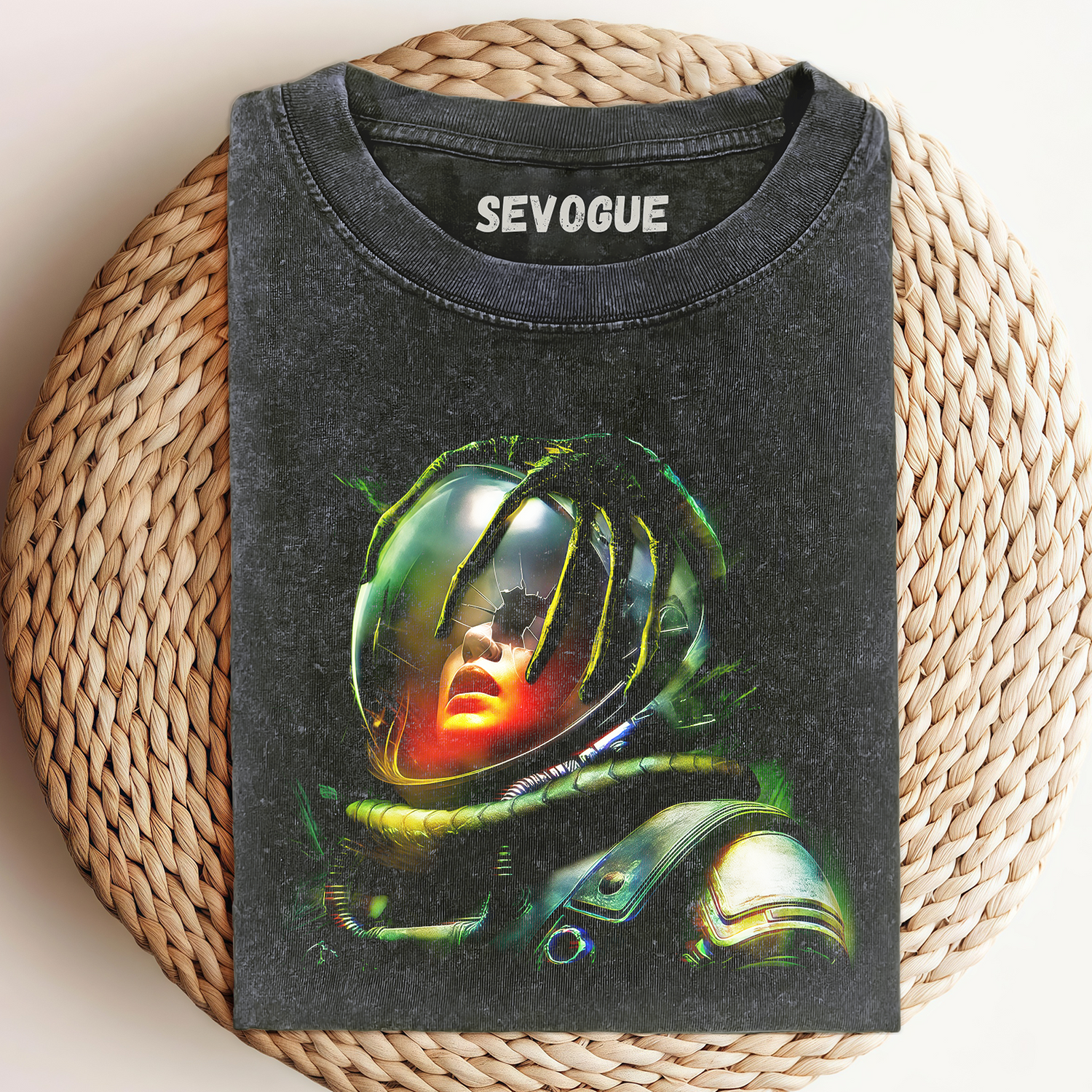 Vintage Alien 1979 Unisex Tee, Sweatshirt & Hoodie